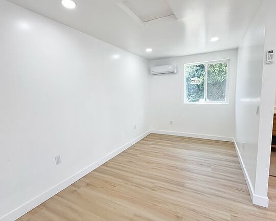 5th image of 8111 Osage Ave