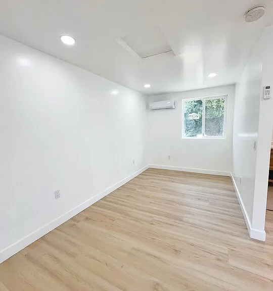 8111 Osage Ave — Photo 4