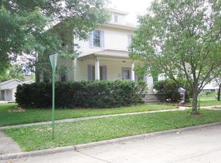 703 Dakota St, Sabetha, KS 66534