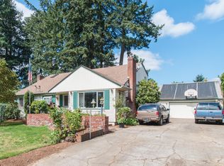 13635 SE Salmon St, Portland, OR