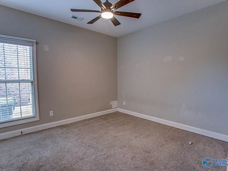 115 Aedre Way — Photo 32
