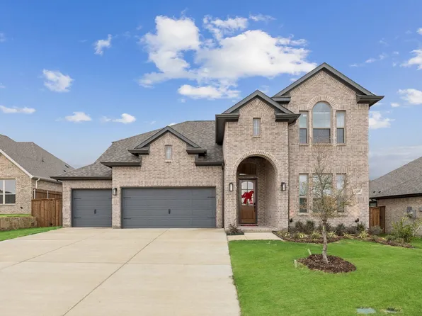 729 Carriage Hill Rd, Midlothian, TX 76065