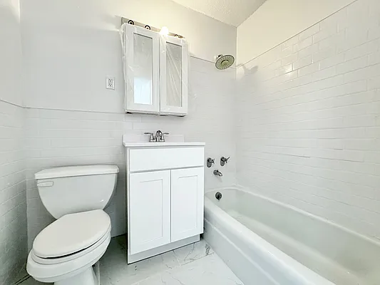 Rented by Keller Williams NYC | media 13