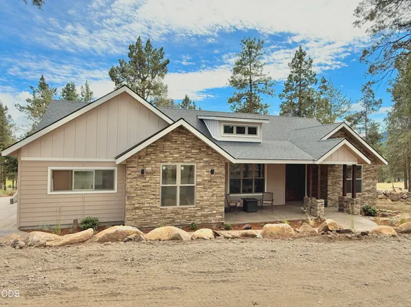 11504 Crossbill Dr, Klamath Falls, OR 97601