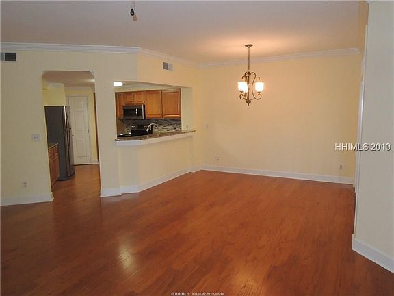 4th image of 71 Spindle Ln #71
