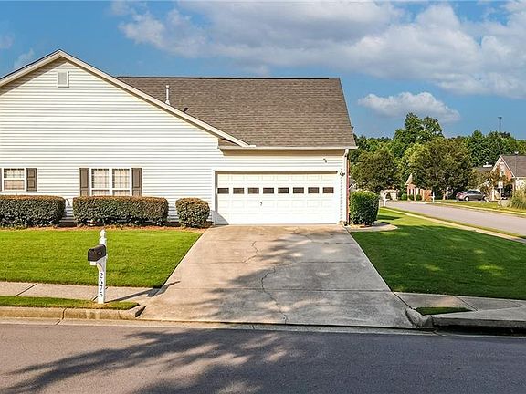 4th image of 2675 General Lee Way