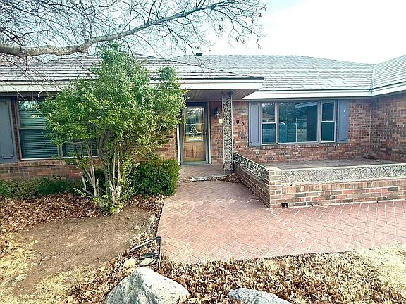 3rd image of 6305 Calumet Rd