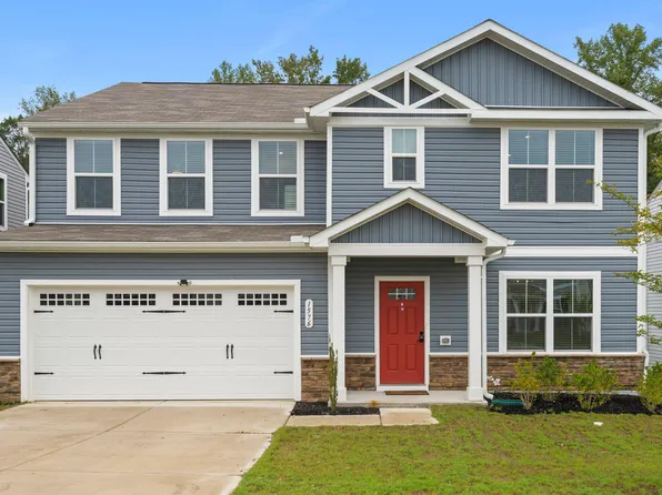 1576 Ivy Meadow Ln, Zebulon, NC 27597