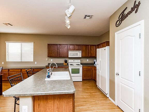 4th image of 45383 W Gavilan Dr