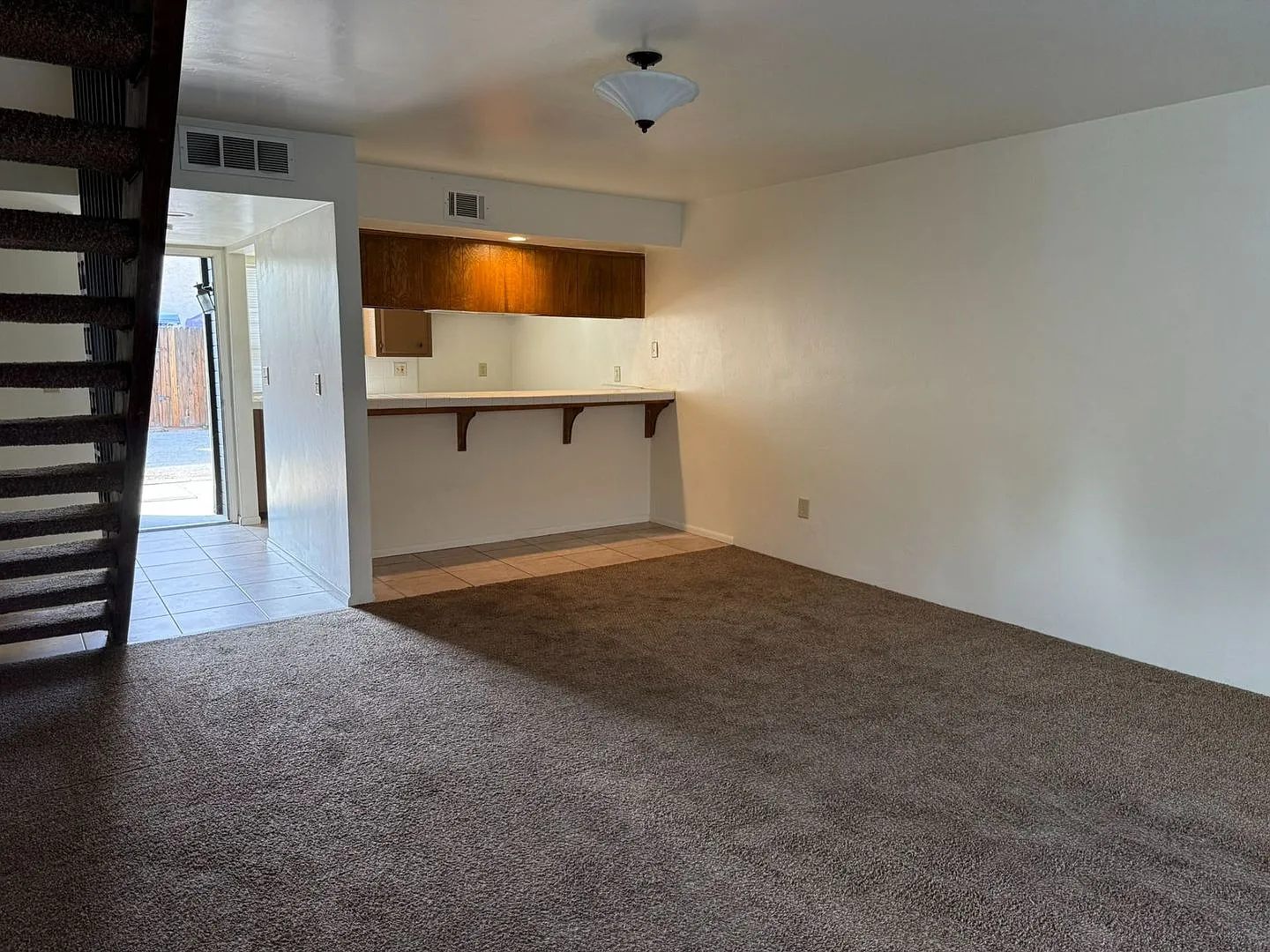 088- 2428 Eric Way A-D — Photo 2