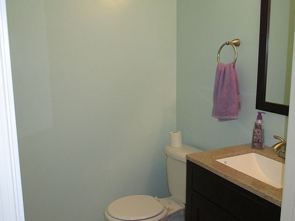 New Vanity in Pwdr Room!
