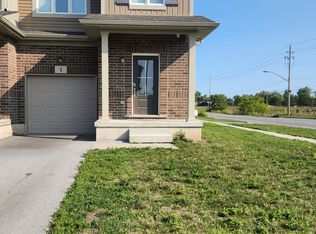 4 Sycamore St, Welland, ON L3C0H8