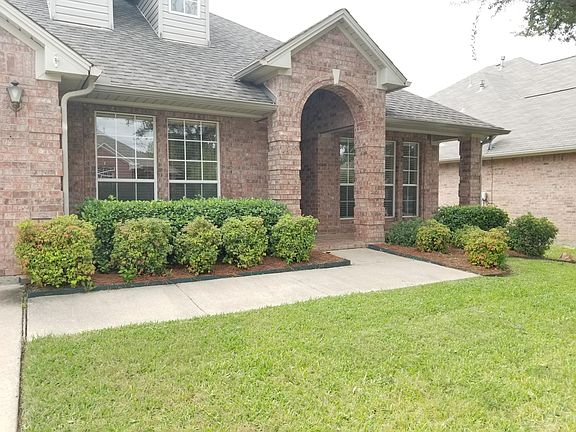 3rd image of 4736 Eagle Trace Dr