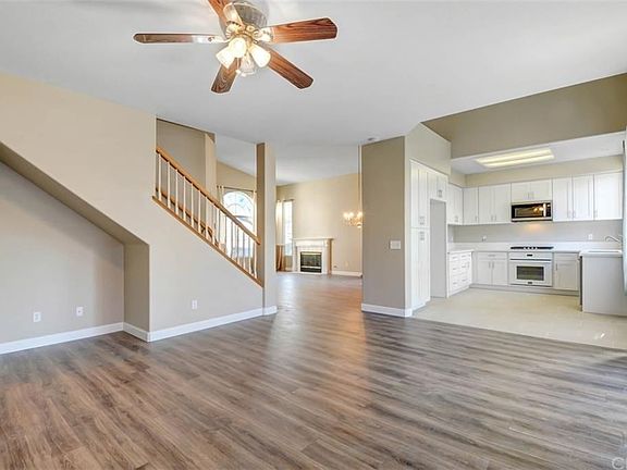 5th image of 39295 Calistoga Dr