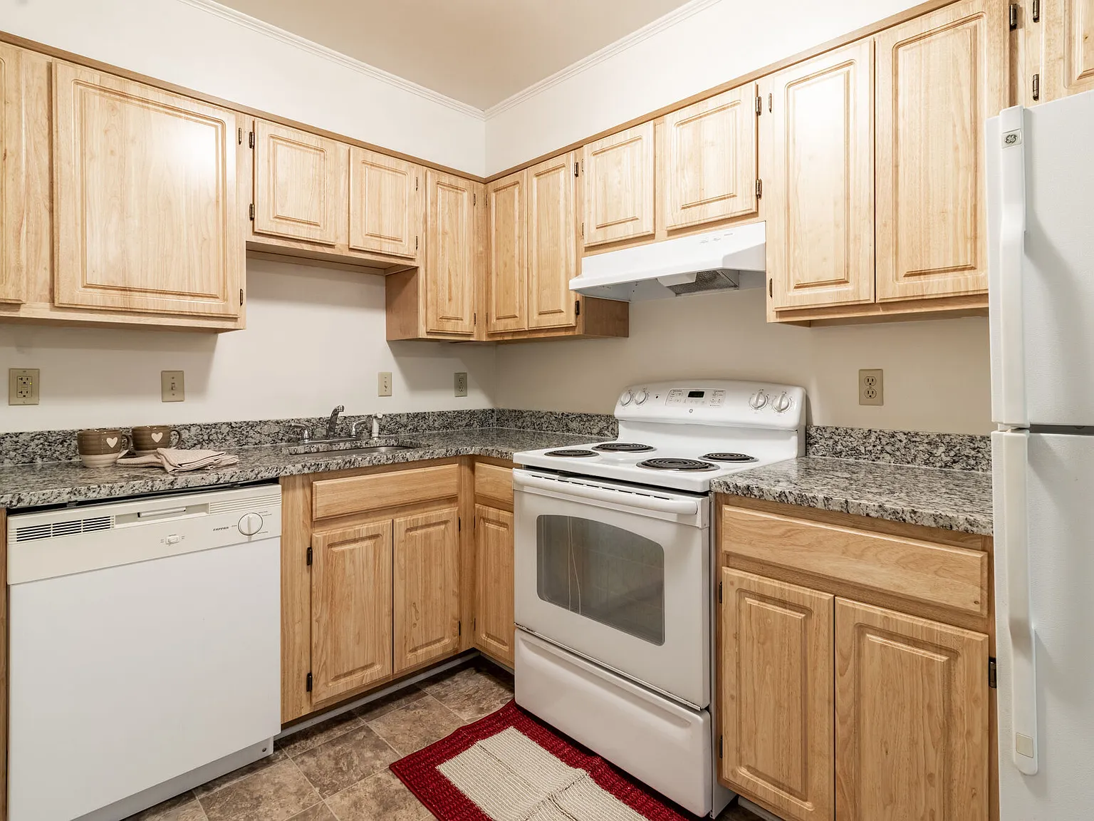 Arbor Crest Apartments — Photo 4