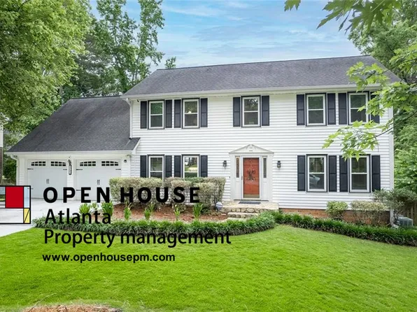 4704 Arrowhead Trl, Lilburn, GA 30047