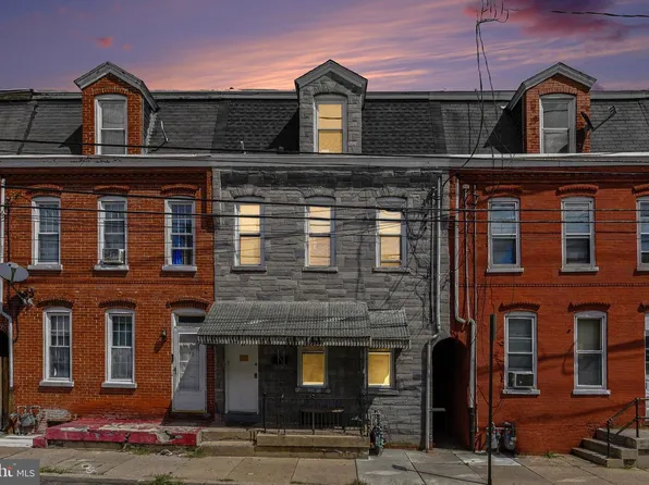 17 New Dorwart St, Lancaster, PA 17603