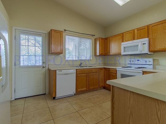 5th image of 9491 N Englewood Dr