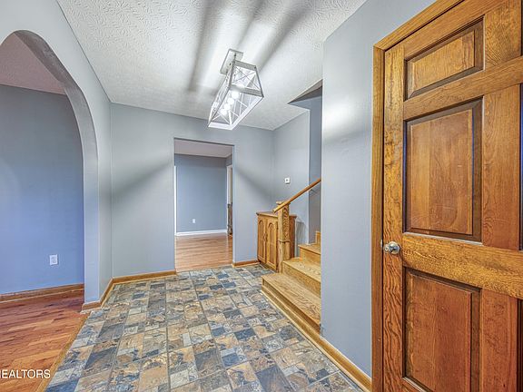 3rd image of 235 Hilltop Dr
