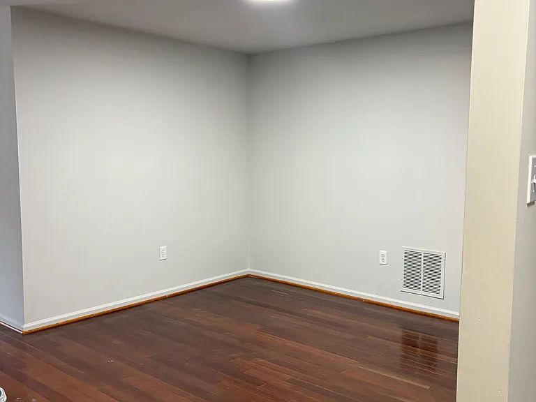 610 Brentwood Ct — Photo 7