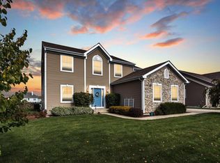 1846 Windrush Dr, Grafton, WI 53024
