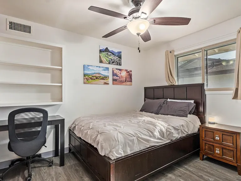 1922 E Laguna Dr — Photo 28