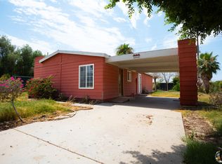 102 Camarena Ct, Calexico, CA 92231