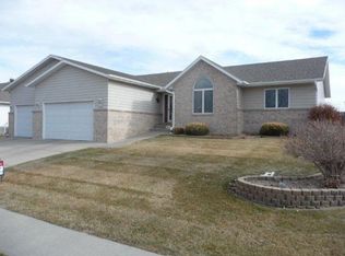 5403 Avenue I, Kearney, NE 68847