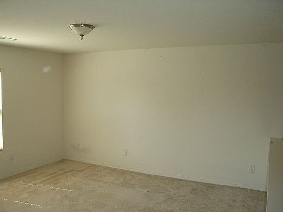 5th image of 9701 Hollyburgh Trl