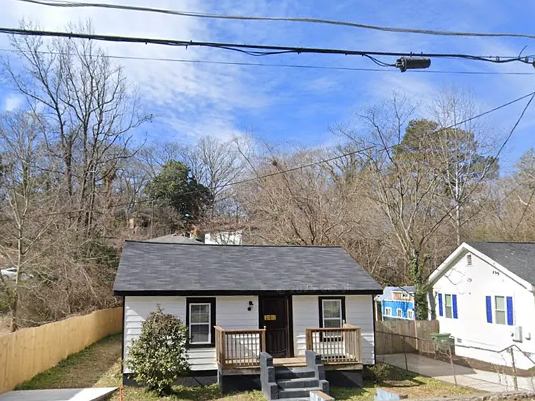 112 Holly Rd NW — Photo 15