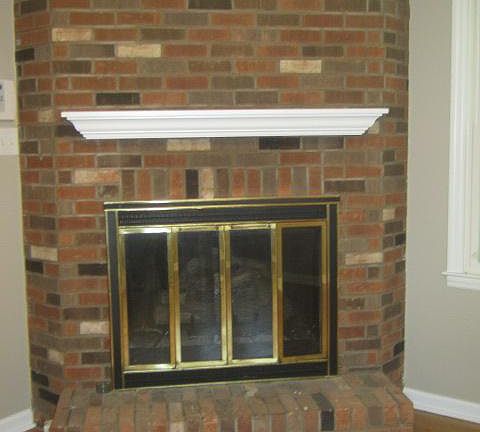 3rd image of 318 Hickory Hill Dr