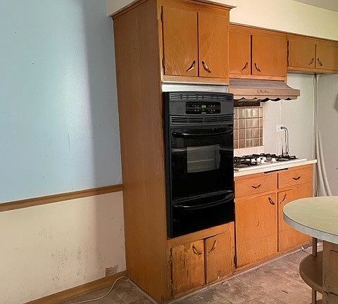 5th image of 14220 Stewart Ave