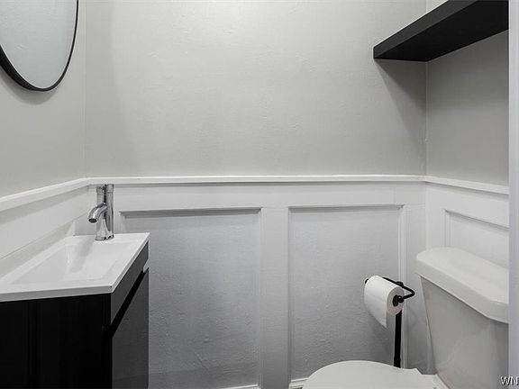 3rd image of 268 Saranac Ave