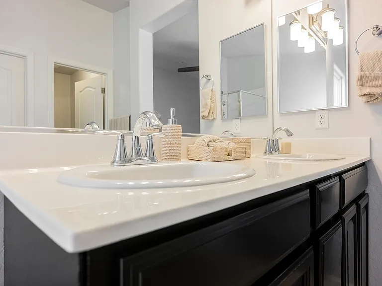 7333 Chesapeake Cove St — Photo 23