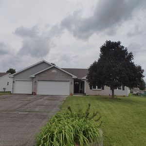 738 Golden Prairie Dr, Davis Junction, IL, 61020