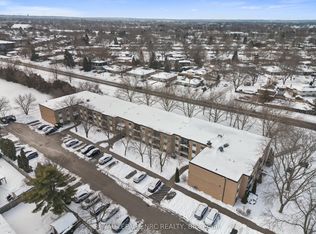 6 Westlake Ln #111, Saint Catharines, ON L2N5S3