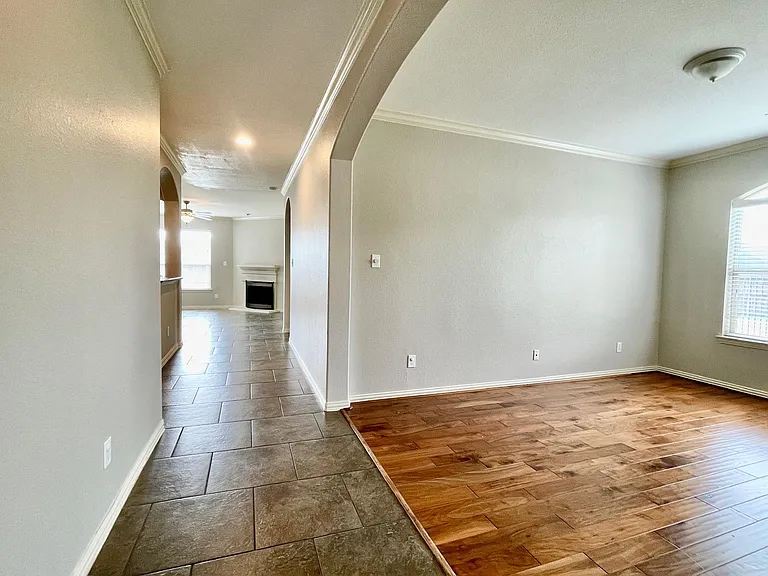 26100 Brickhill Dr — Photo 9