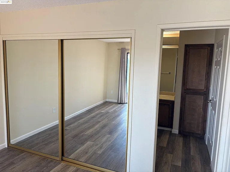 5854 Yawl St — Photo 10