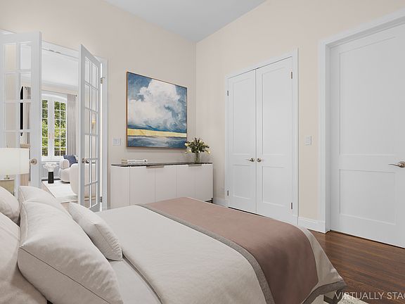 5th image of 2 Gramercy Park W APT 3F