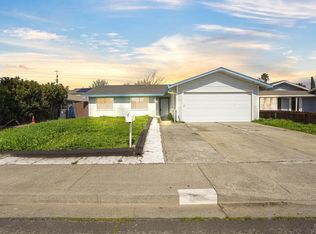 418 Sarah Way, Suisun City, CA 94585
