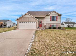 4245 Cloverfield Ct, Wayland, MI 49348