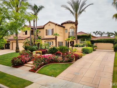 12001 Bedfordshire Dr, Bakersfield, CA, 93311