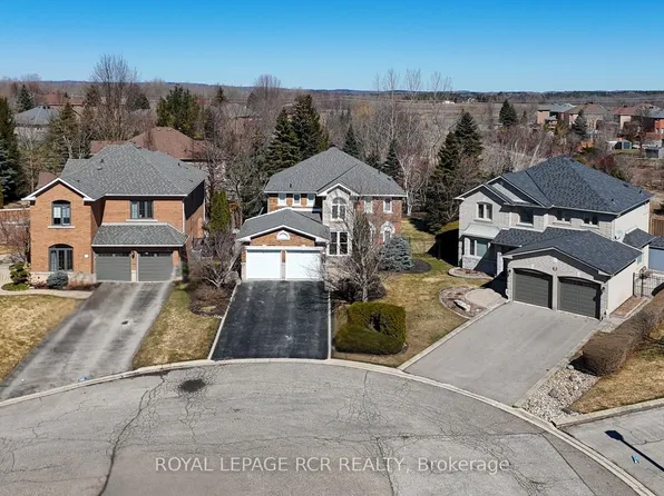4 Vantagebrook Ct, Caledon, ON L7E 1J3