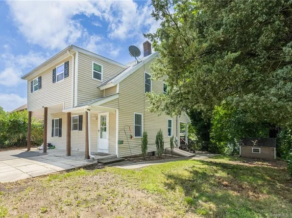 217 Derby Avenue, Derby, CT 06418