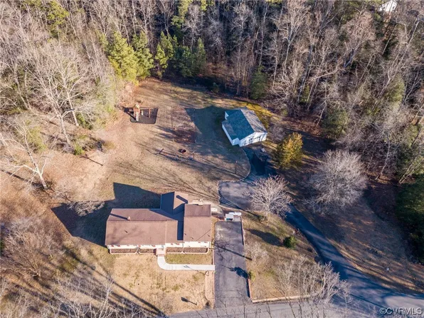 3111 Mountclair Rd, Chester, VA 23831