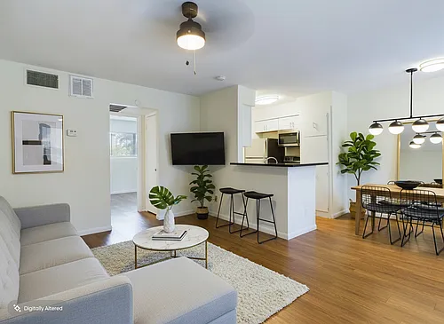 2207 Leon St #306 Photo 1