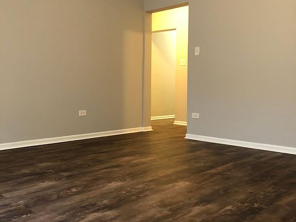 4th image of 829 W Sunnyside Ave APT 2