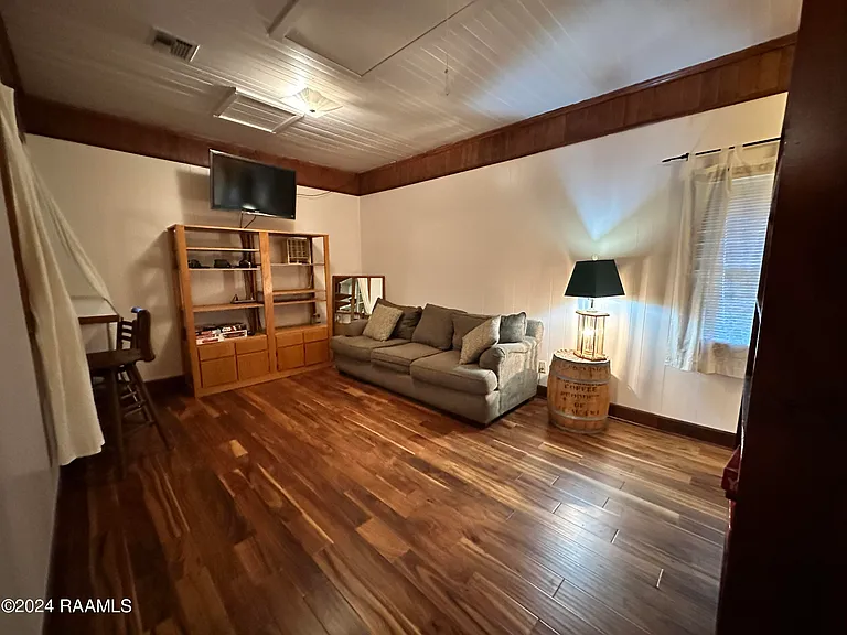 115 Fallbrook Ave — Photo 7