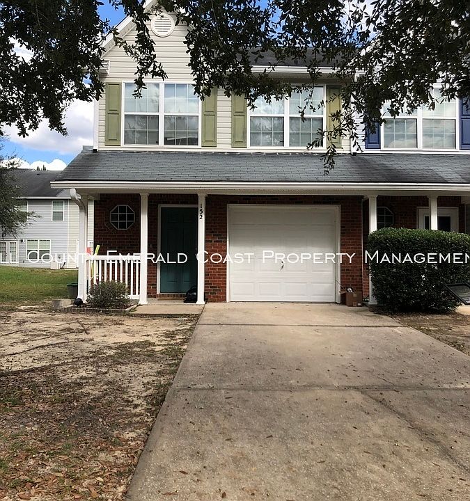 1st image of 152 Swaying Pine Ct