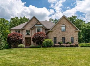 704 Audubon Dr, Mars, PA 16046